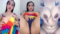 Bokep Live Terbaru Tante Toket Bulat Sange Video by BebasIndo
