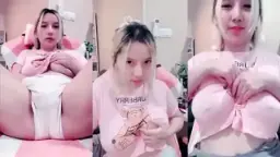 Cici Cakep Elus-elus Memeknya Ngangkang Video by xNxx Cici Cakep Elus-elus Memeknya Ngangkang Video by xNxx