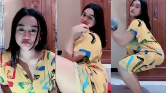 Host Berdaster Cantik Imut Goyang Hot Video by YouJizz Host Berdaster Cantik Imut Goyang Hot Video by YouJizz