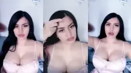 Alondra Toge Montok Cuma Pake Beha Video by xNxx Alondra Toge Montok Cuma Pake Beha Video by xNxx