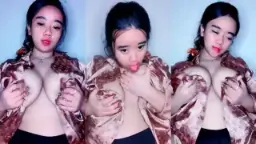 Miss Jijiw Remas Toket Jilatin Utingnya Video by Beeg Miss Jijiw Remas Toket Jilatin Utingnya Video by Beeg