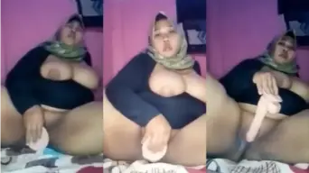 Janda Torbut Colok Meki Pakai Dildo Video by BOKEPSIN