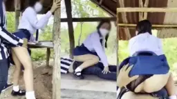 Siswi Daun Masih Muda Ngentot Di Gubuk Viral Video by HQporner