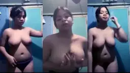 Viral Tiktoker Montok Mandi Video by PlayBokep