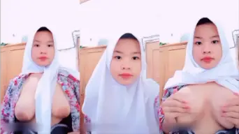 Putri Jilbab Pamer Tobrut Pulang Sekolah Video by HQporner Putri Jilbab Pamer Tobrut Pulang Sekolah Video by HQporner